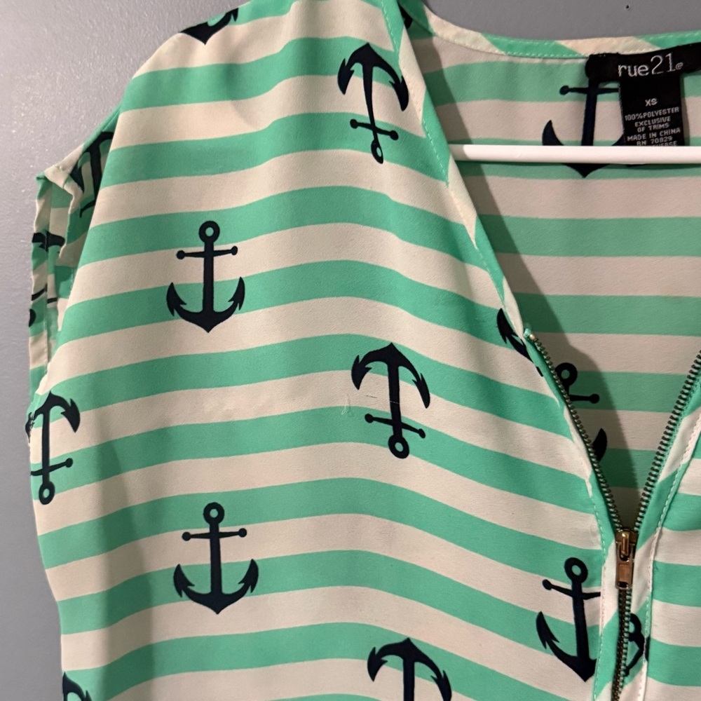 Anchor Print Blouse - Picture 5 of 8